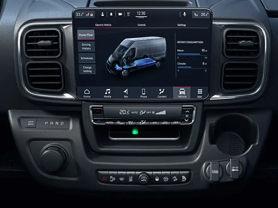 Opel Movano — Una cabina orientata al conducente
